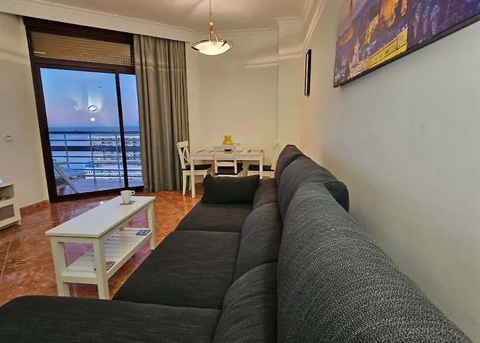 La Roca-mediterraneo Views, 8th Floor-new Kitchen- Pool- Parking-air Conditioning, Ceiling Fans & Free Wifi Apartment