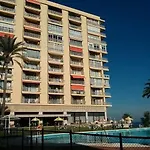 La Roca-mediterraneo Views, 8th Floor-new Kitchen- Pool- Parking-air Conditioning, Ceiling Fans & Free Wifi