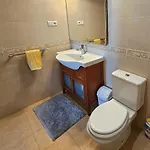 La Roca-mediterraneo Views, 8th Floor-new Kitchen- Pool- Parking-air Conditioning, Ceiling Fans & Free Wifi アパート トレモリノス