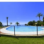 La Roca-mediterraneo Views, 8th Floor-new Kitchen- Pool- Parking-air Conditioning, Ceiling Fans & Free Wifi アパート トレモリノス