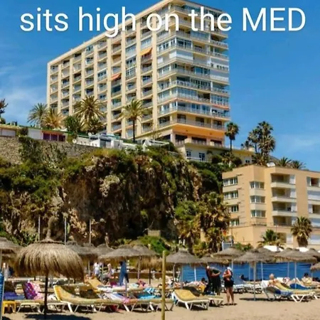 La Roca-mediterráneo Views, 8th Floor-new Kitchen- Pool- Parking-air Conditioning, Ceiling Fans&free Wifi