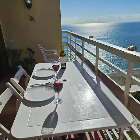 アパート La Roca-mediterraneo Views, 8th Floor-new Kitchen- Pool- Parking-air Conditioning, Ceiling Fans & Free Wifi トレモリノス