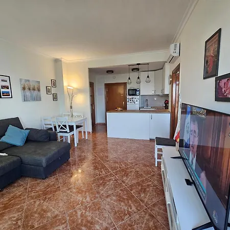 La Roca-mediterráneo Views, 8th Floor-new Kitchen- Pool- Parking-air Conditioning, Ceiling Fans&free Wifi *