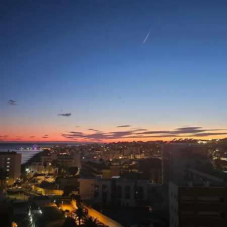 La Roca-mediterráneo Views, 8th Floor-new Kitchen- Pool- Parking-air Conditioning, Ceiling Fans&free Wifi