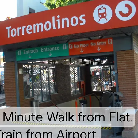 La Roca-mediterráneo Views, 8th Floor-new Kitchen- Pool- Parking-air Conditioning, Ceiling Fans&free Wifi * Torremolinos