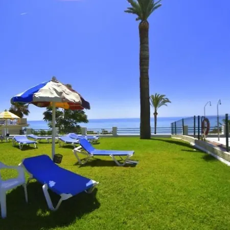 Apartment La Roca-mediterraneo Views, 8th Floor-new Kitchen- Pool- Parking-air Conditioning, Ceiling Fans & Free Wifi Torremolinos