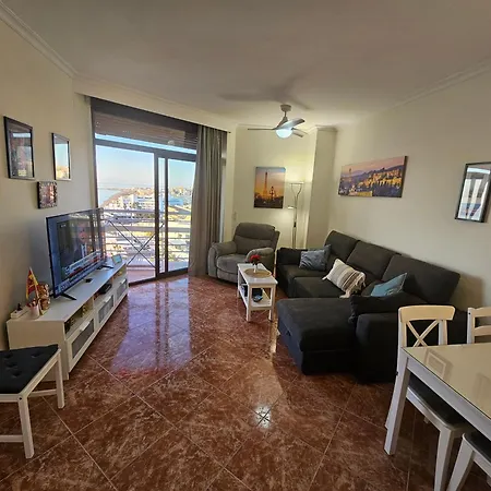 La Roca-mediterraneo Views, 8th Floor-new Kitchen- Pool- Parking-air Conditioning, Ceiling Fans & Free Wifi Апартаменты *