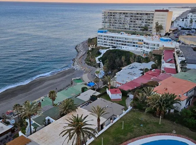 La Roca-mediterraneo Views, 8th Floor-new Kitchen- Pool- Parking-air Conditioning, Ceiling Fans & Free Wifi Апартаменты