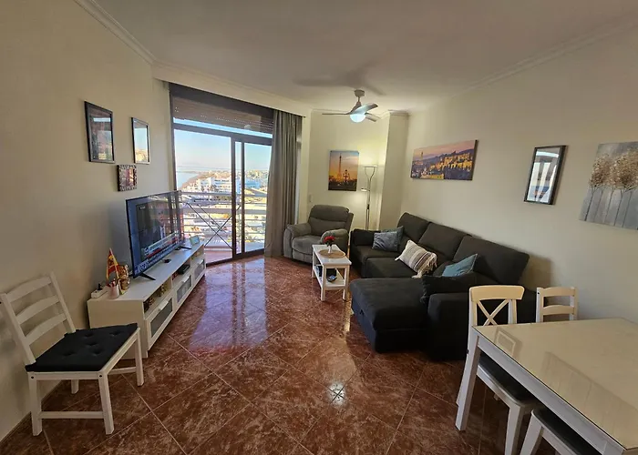 La Roca-mediterraneo Views, 8th Floor-new Kitchen- Pool- Parking-air Conditioning, Ceiling Fans & Free Wifi Апартаменты *